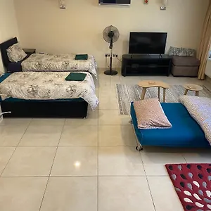 Flat Gants Hill With Free Parking Apartment Redbridge