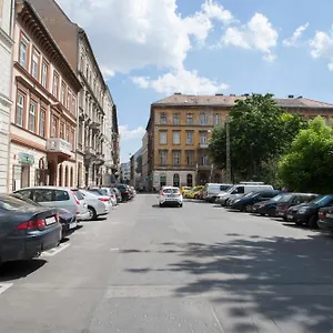 Apartamento Carolyn Apartman In The Old City, Budapest
