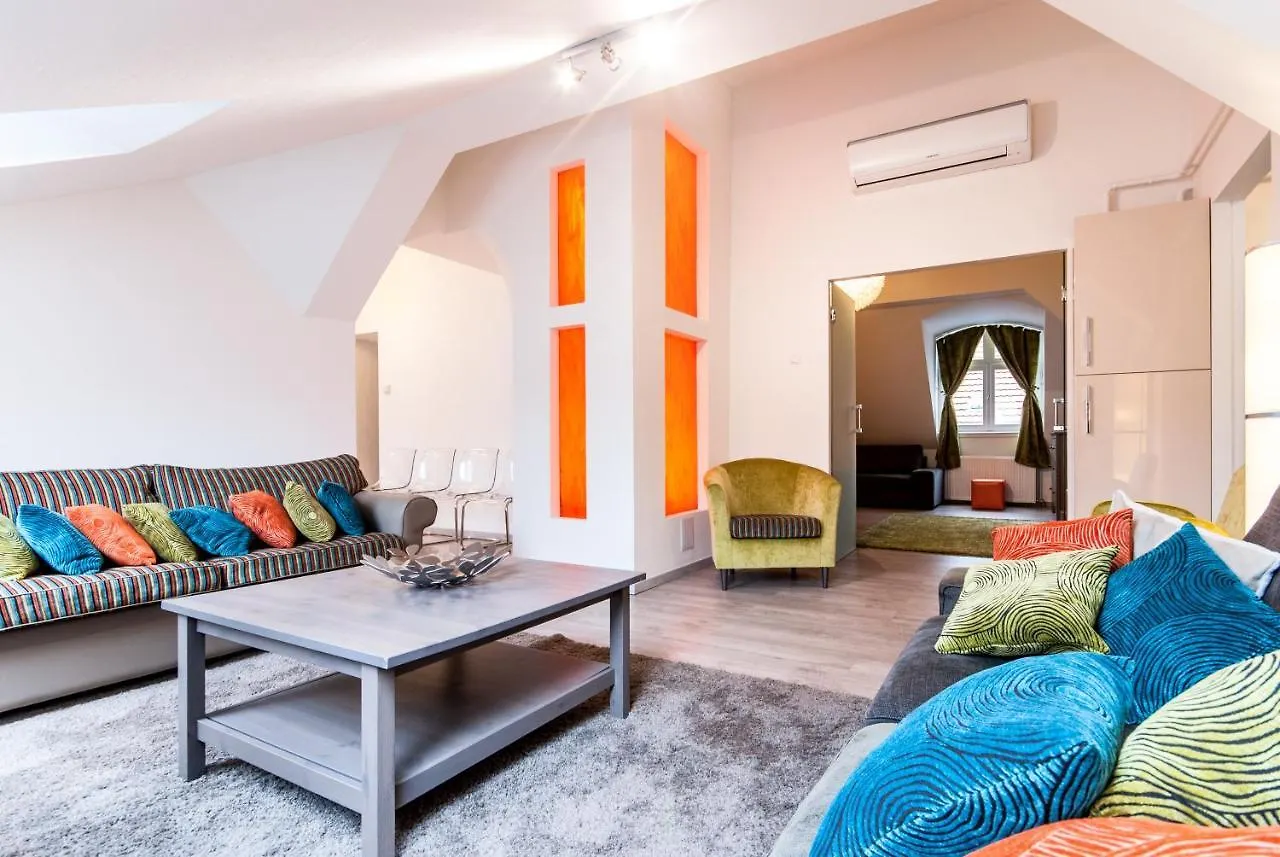 Central Capital Apartments 2 Budapest 0*,